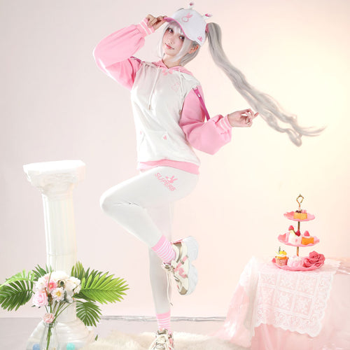Goddess of Victory: NIKKE Alice Sweet Home Cosplay